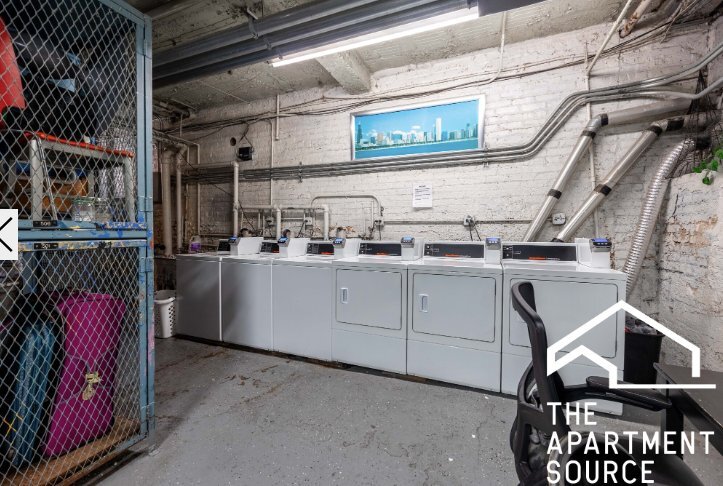 Building Photo - 1347 N Dearborn St