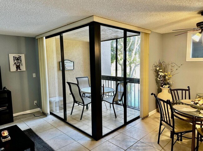 Building Photo - 955 Dotterel Rd