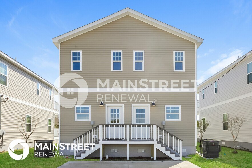 Building Photo - 3137 4th Ave S