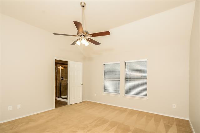 Building Photo - 1709 Lake Wood Trl