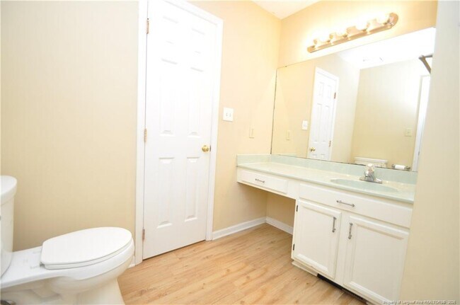 Building Photo - 1004 Oak Lake Ct