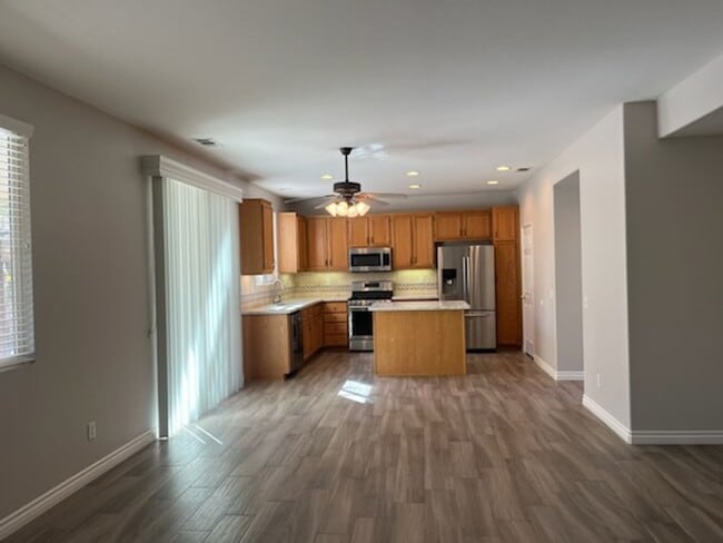 Building Photo - Rancho Bella Vista 3 bedroom on quiet cul-...