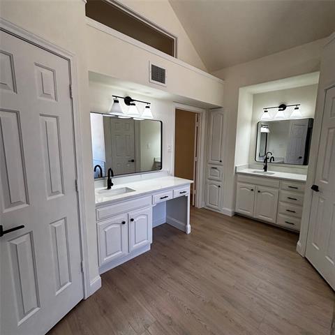 Building Photo - 1906 Buffalo Bend Dr