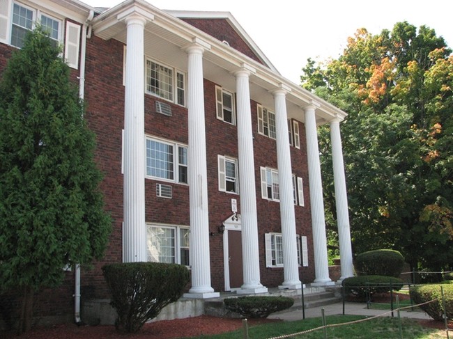Building Photo - Lamplight Condominiums