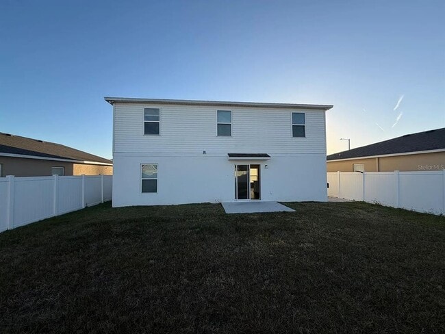 Building Photo - 673 Hillview Lp