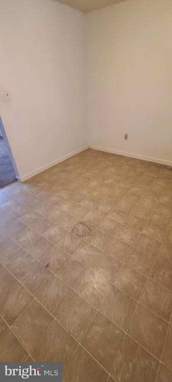 Building Photo - 319 Pendleton Dr