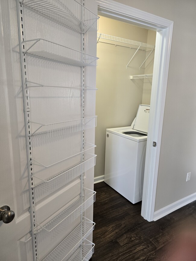 Laundry - 102 Glen Cannon Dr