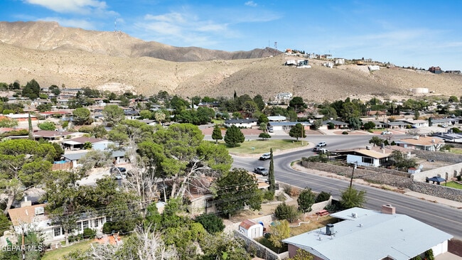 Building Photo - 4200 Wallington Dr