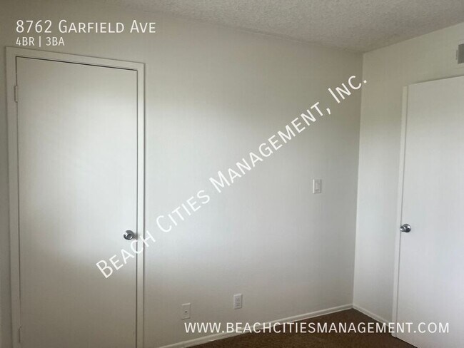 Building Photo - 8762 Garfield Ave