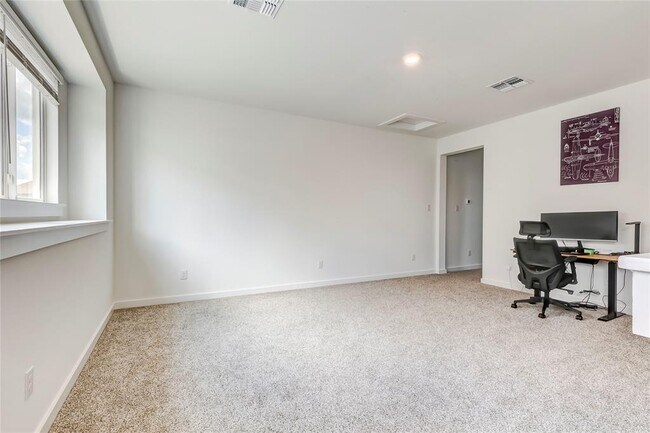 Building Photo - 961 Oak Chase Wy