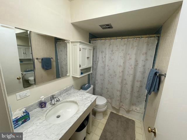 Building Photo - 136 Albemarle Dr