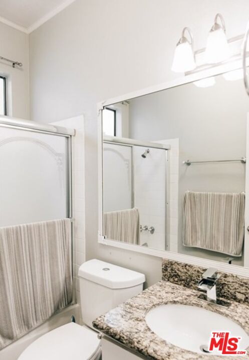 Building Photo - 497 E California Blvd