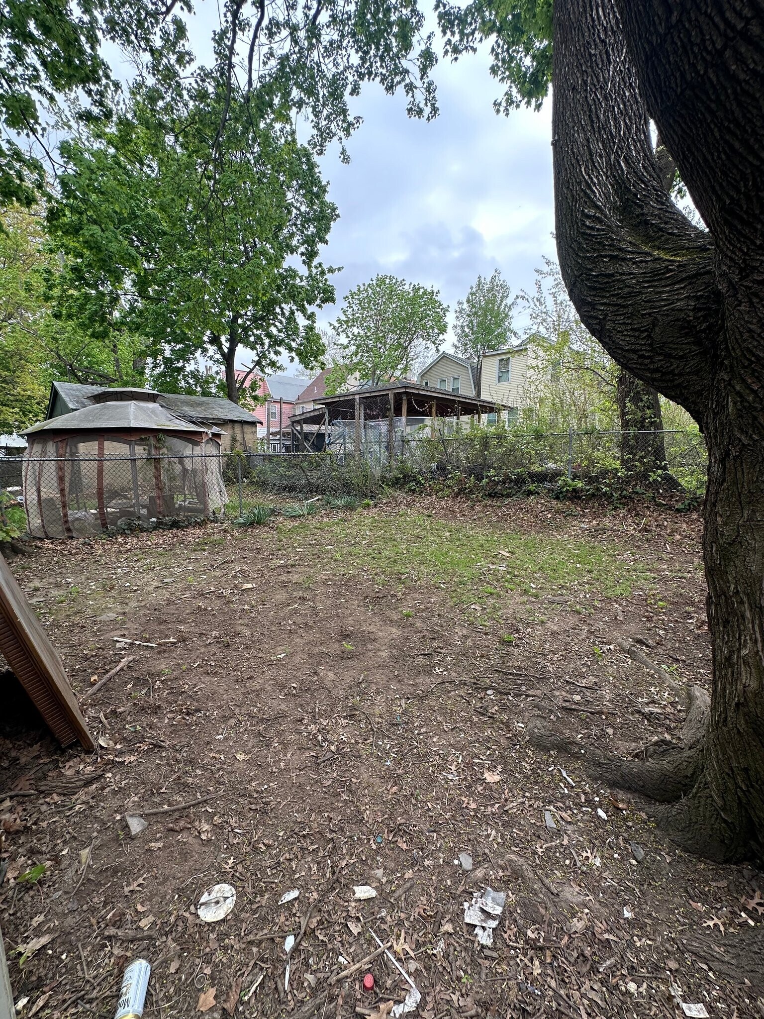 Building Photo - 1048 Grove St