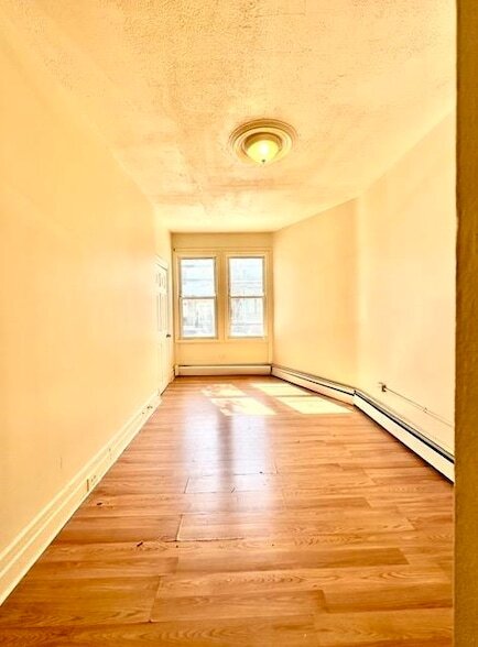Building Photo - 98 Van Nostrand Ave