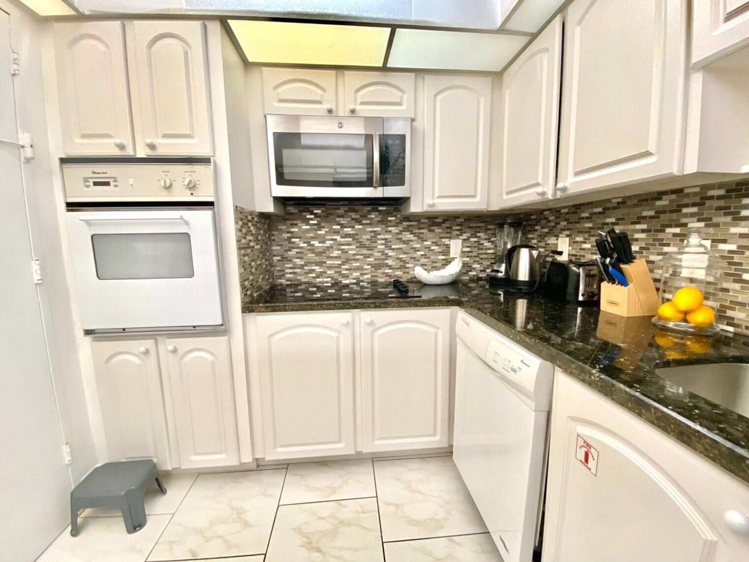 Building Photo - 9 Seacrest Pkwy