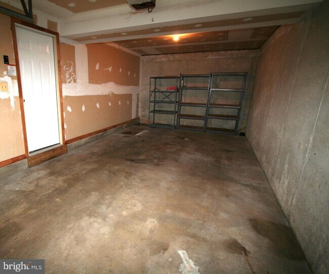 Building Photo - 4405 Apex Ln