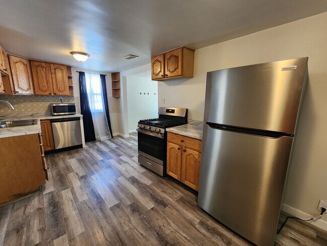 Building Photo - Affordable House! Large Dog OK! FREE 1 month hold option!