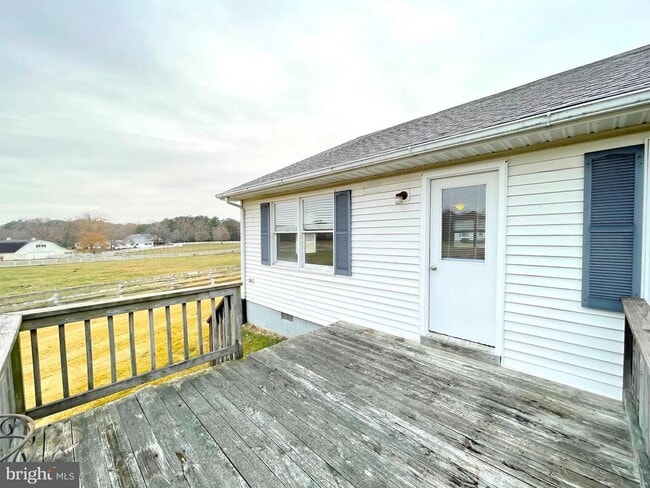 Building Photo - 44994 Serenity Farm Ln