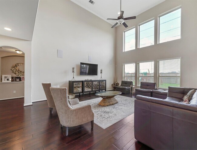 Building Photo - 4919 Blackwater Ln