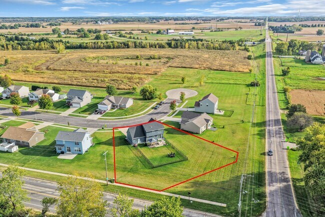Building Photo - 1631 Smith Ln