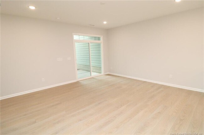 Building Photo - 3131 Cathedral Comb Dr