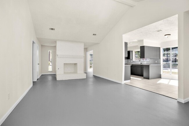 Building Photo - 2126 Millhouse Rd