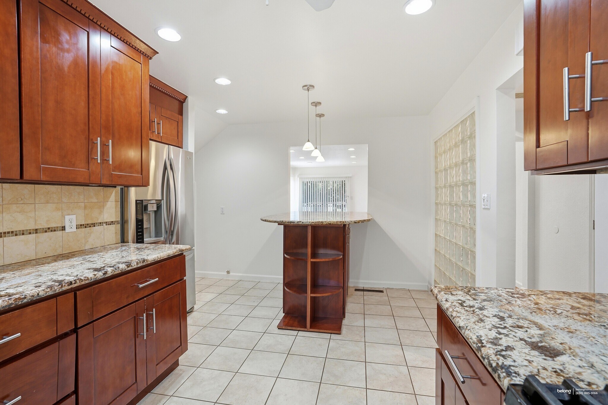 Building Photo - 1733 Benedict Dr
