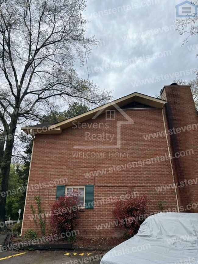 Building Photo - 4149 Willard Dr