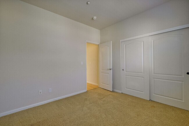 Building Photo - Wow! What a Great Home! Available Now!