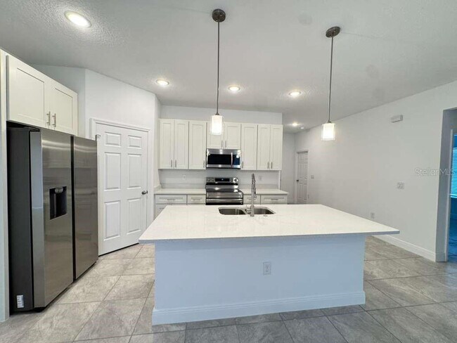 Building Photo - 16054 SW 55th Avenue Rd