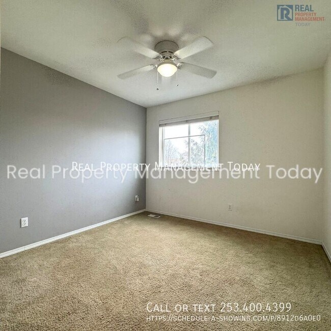 Building Photo - 18107 15th Avenue E