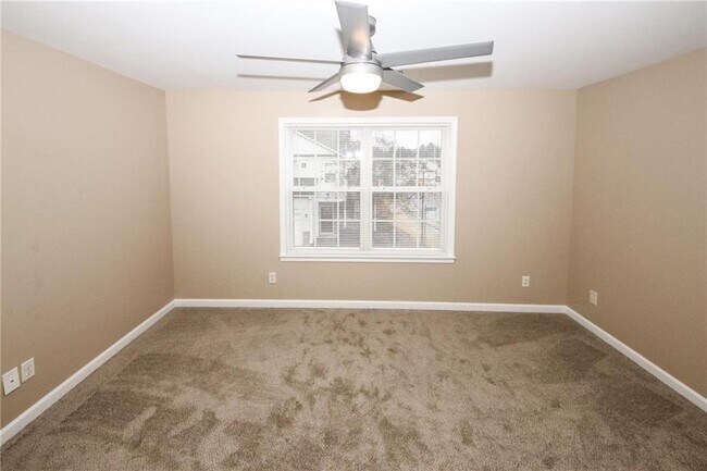 Building Photo - 170 Windcroft Ln NW