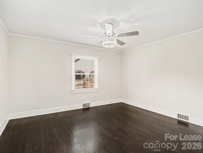 Building Photo - 782 Union St S