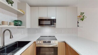 Building Photo - 1666 West Ave