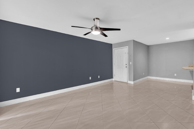 Building Photo - 1255 SW 46th Ave
