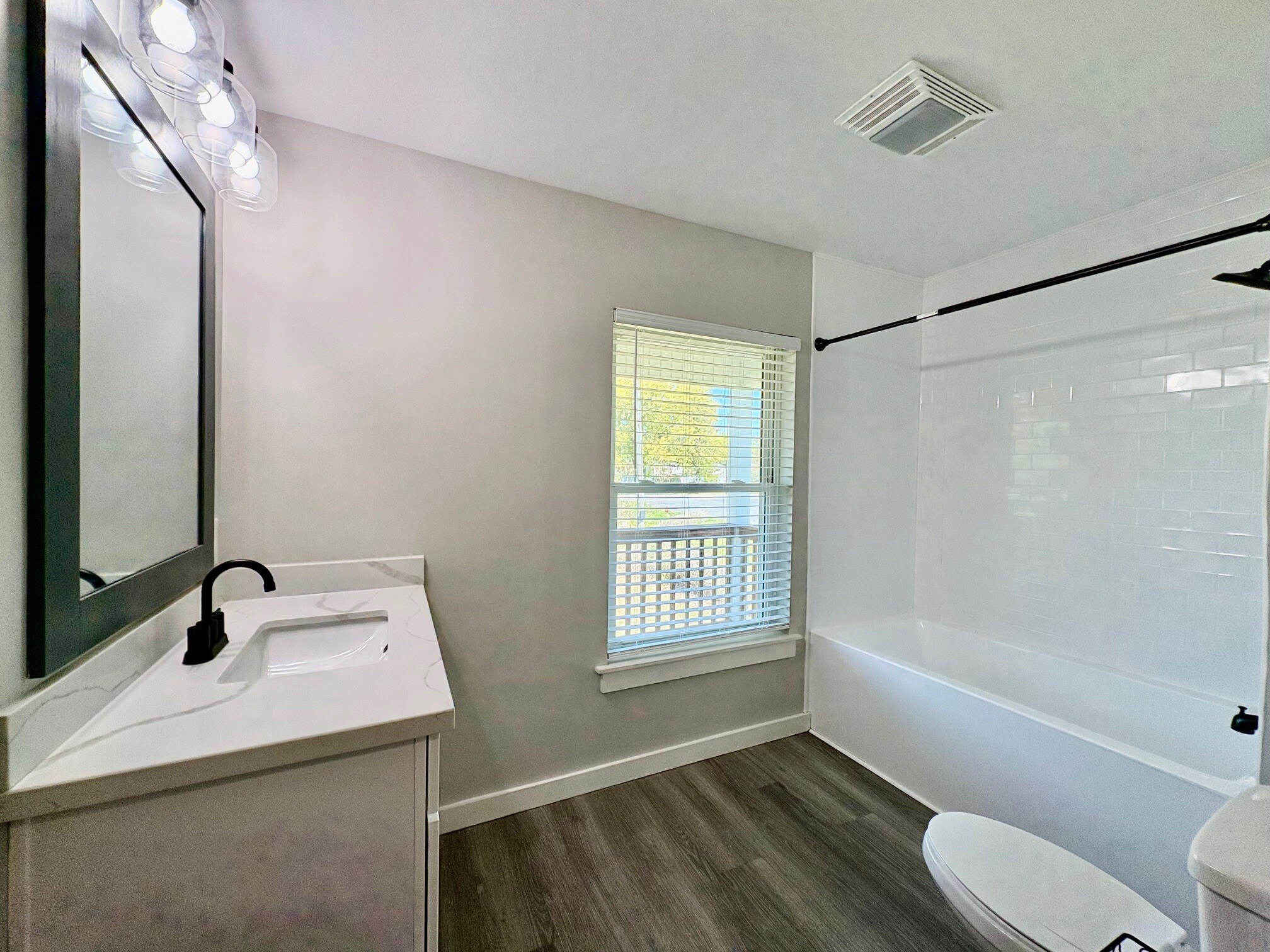 Bath 3 - 45263 Stringer Bridge Rd