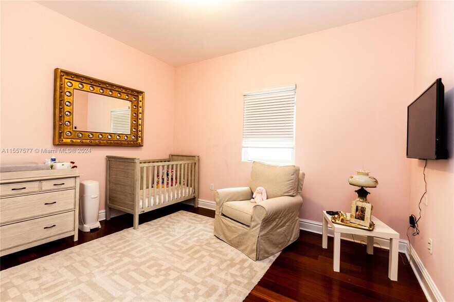 Building Photo - 10170 SW 75th Pl
