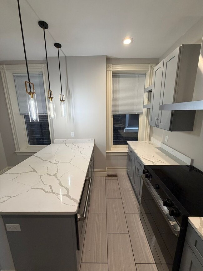 Building Photo - Bright & Spacious 3BR in The Grove – Walk to Shops & Dining!