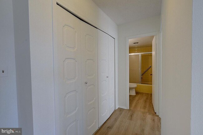 Building Photo - 5225 Pooks Hill Rd