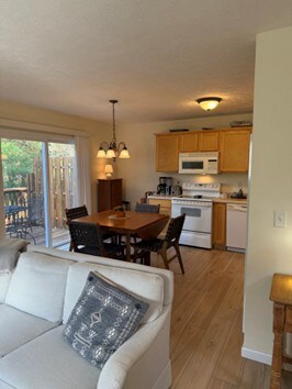 Building Photo - 1761 St Joseph St