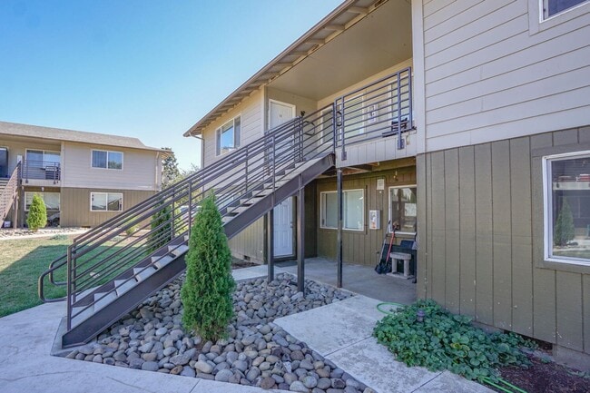 Interior Photo - Broadway Apartments