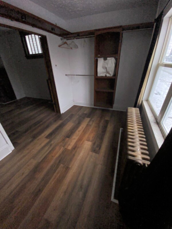 Building Photo - 163 Frothingham Ave