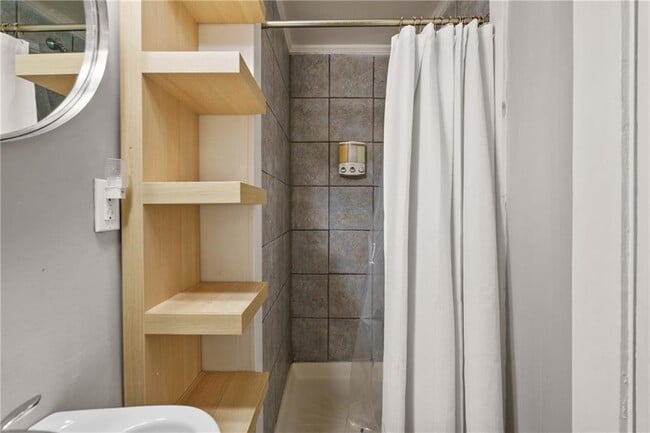 Building Photo - 2608 Church St NW