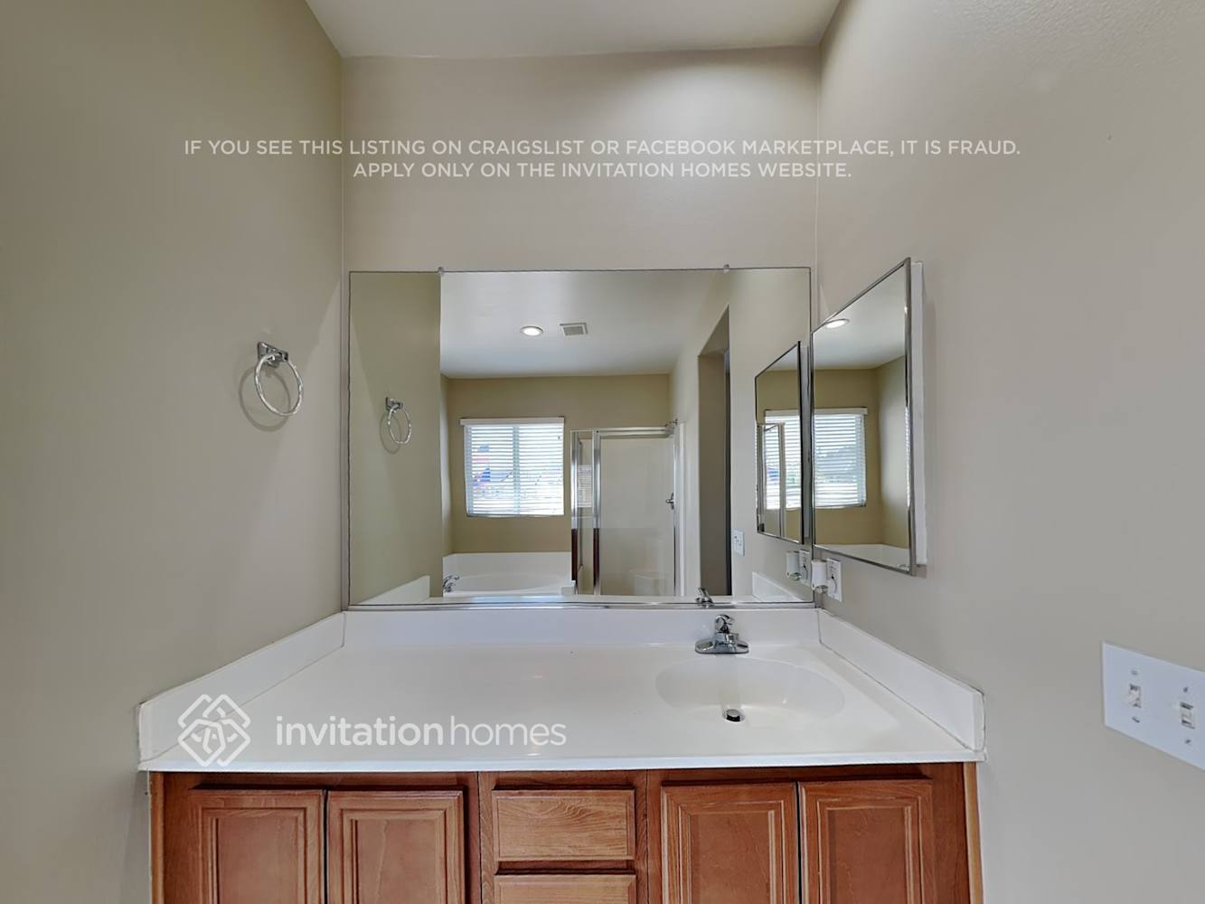 Building Photo - 1956 Montanra Ln