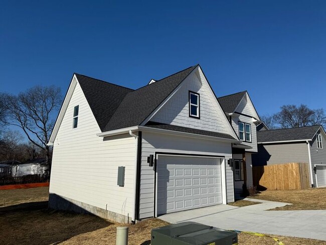 Building Photo - Beautiful New Construction in Booming Old ...