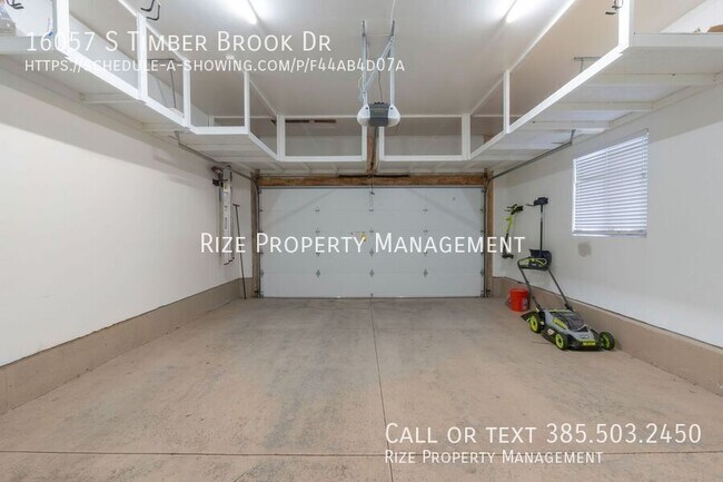 Building Photo - 16057 Timber Brook Dr E