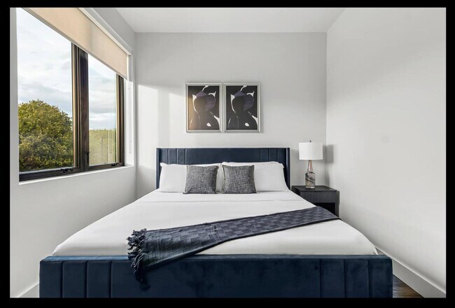Building Photo - 5515 Humming Bird Ln
