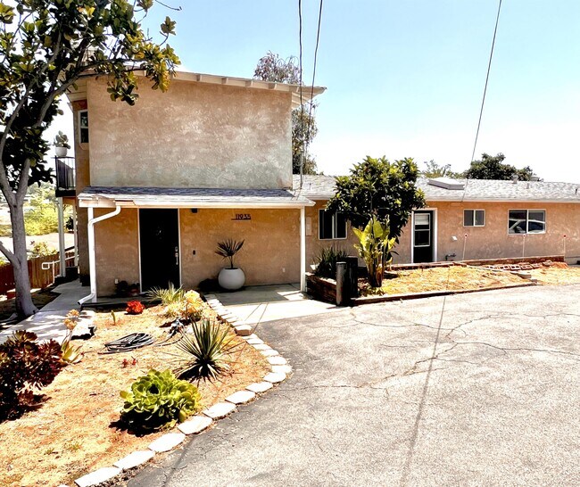 Building Photo - 11935 Sapota Dr