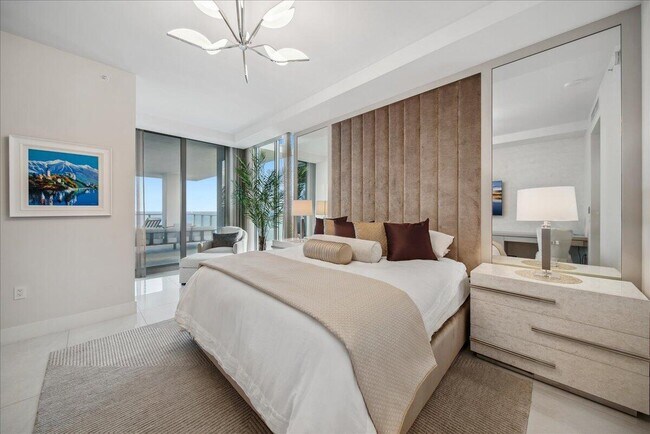 Building Photo - 5000 N Ocean Dr