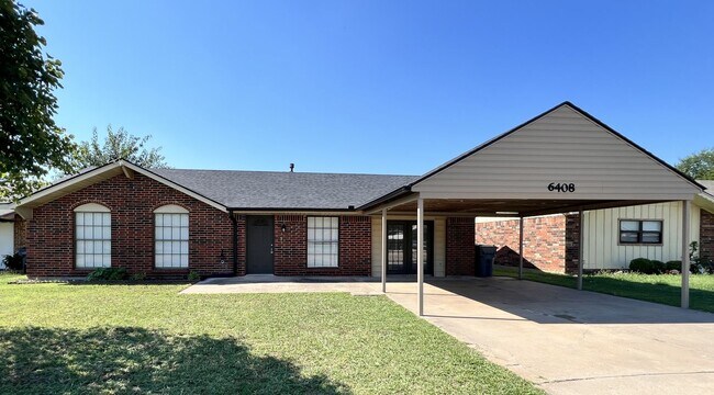 Primary Photo - 6408 NW Oak Ave